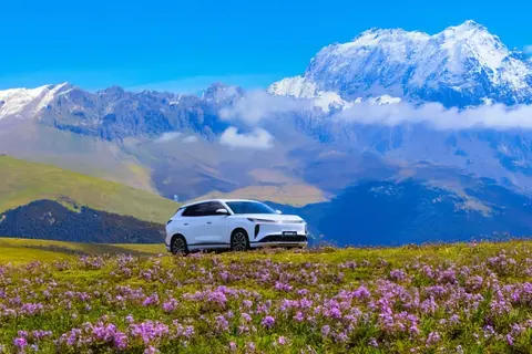 不是所有混动都能跑西部,硬实力藏不住了