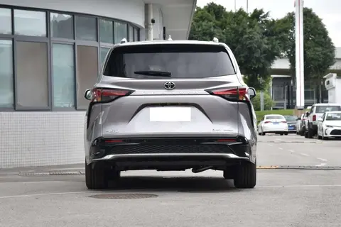 预算30万内,想买燃油MPV,可以看看这3款,空间大也好开